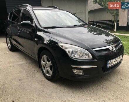Чорний Хендай i30, об'ємом двигуна 1.58 л та пробігом 260 тис. км за 6000 $, фото 1 на Automoto.ua