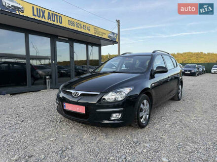 Черный Хендай i30, объемом двигателя 1.4 л и пробегом 146 тыс. км за 5800 $, фото 1 на Automoto.ua