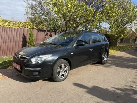 Хендай i30 2009 у Борисполе на Automoto.ua Чорний Хендай i30, об'ємом двигуна 1.4 л та пробігом 146 тис. км за 6800 $, фото 1 на Automoto.ua