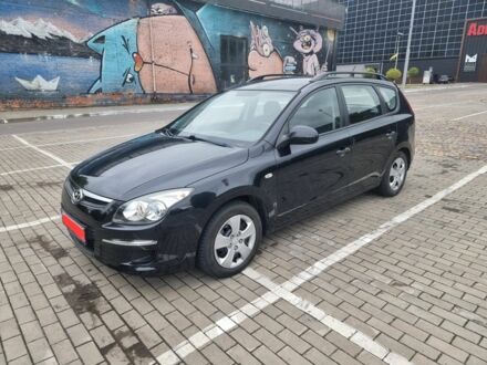 Чорний Хендай i30, об'ємом двигуна 0 л та пробігом 128 тис. км за 7700 $, фото 1 на Automoto.ua