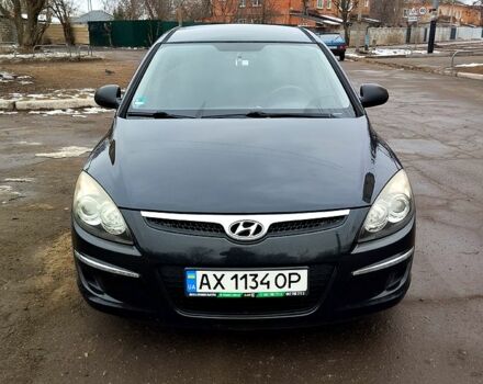 Черный Хендай i30, объемом двигателя 1.4 л и пробегом 246 тыс. км за 6000 $, фото 1 на Automoto.ua