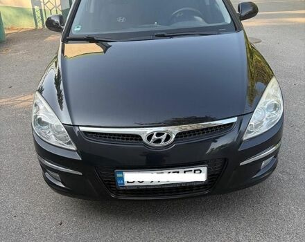 Черный Хендай i30, объемом двигателя 1.6 л и пробегом 276 тыс. км за 5700 $, фото 1 на Automoto.ua