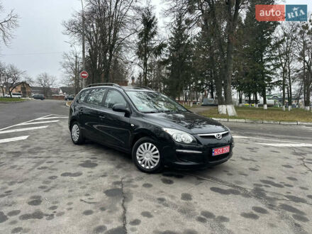 Черный Хендай i30, объемом двигателя 1.4 л и пробегом 199 тыс. км за 5599 $, фото 1 на Automoto.ua