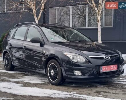 Черный Хендай i30, объемом двигателя 1.4 л и пробегом 216 тыс. км за 6400 $, фото 1 на Automoto.ua