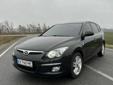 Черный Хендай i30, объемом двигателя 1.4 л и пробегом 190 тыс. км за 6700 $, фото 1 на Automoto.ua