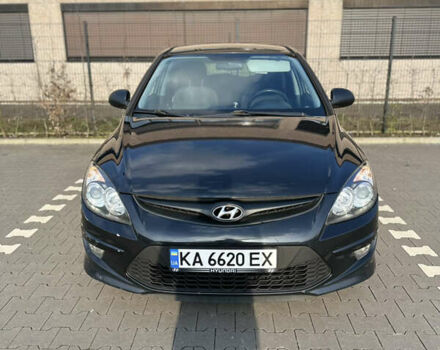 Чорний Хендай i30, об'ємом двигуна 1.59 л та пробігом 125 тис. км за 8000 $, фото 1 на Automoto.ua