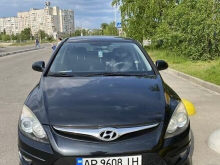 Хендай i30 2010 у Запоріжжя на Automoto.ua Чорний Хендай i30, об'ємом двигуна 1.4 л та пробігом 214 тис. км за 7000 $, фото 1 на Automoto.ua