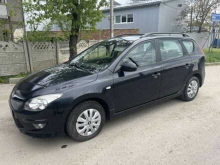Черный Хендай i30, объемом двигателя 0 л и пробегом 255 тыс. км за 6700 $, фото 1 на Automoto.ua