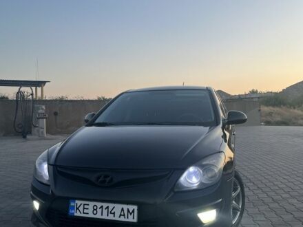 Хендай i30 2011 в Снигиревке на Automoto.ua Черный Хендай i30, объемом двигателя 1.4 л и пробегом 275 тыс. км за 3500 $, фото 1 на Automoto.ua