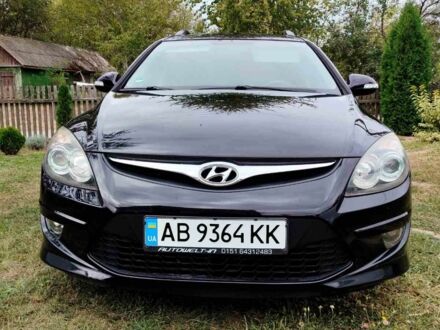 Черный Хендай i30, объемом двигателя 1.6 л и пробегом 180 тыс. км за 6700 $, фото 1 на Automoto.ua