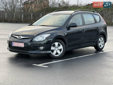 Черный Хендай i30, объемом двигателя 1.6 л и пробегом 186 тыс. км за 8900 $, фото 1 на Automoto.ua