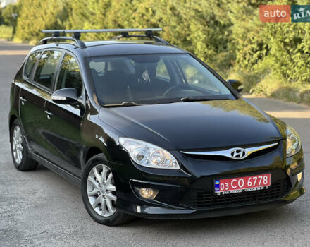Чорний Хендай i30, об'ємом двигуна 1.6 л та пробігом 239 тис. км за 6750 $, фото 1 на Automoto.ua