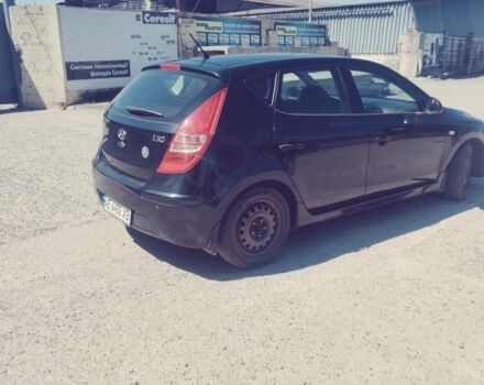 Черный Хендай i30, объемом двигателя 0 л и пробегом 210 тыс. км за 6100 $, фото 1 на Automoto.ua