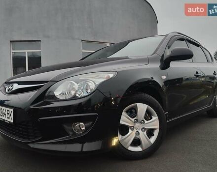 Чорний Хендай i30, об'ємом двигуна 1.59 л та пробігом 72 тис. км за 8500 $, фото 1 на Automoto.ua