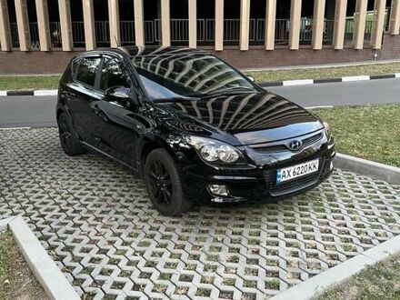 Хендай i30 2011 в Харькове на Automoto.ua Черный Хендай i30, объемом двигателя 1.4 л и пробегом 223 тыс. км за 6500 $, фото 1 на Automoto.ua