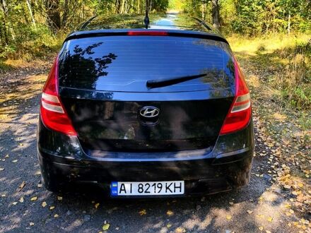 Чорний Хендай i30, об'ємом двигуна 1.6 л та пробігом 0 тис. км за 4400 $, фото 1 на Automoto.ua