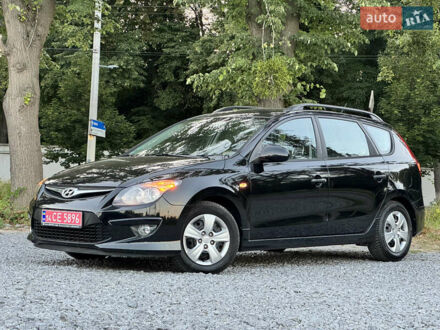 Черный Хендай i30, объемом двигателя 1.6 л и пробегом 186 тыс. км за 8800 $, фото 1 на Automoto.ua