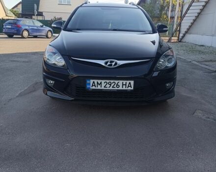 Черный Хендай i30, объемом двигателя 1.6 л и пробегом 274 тыс. км за 7200 $, фото 1 на Automoto.ua