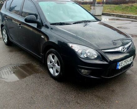 Чорний Хендай i30, об'ємом двигуна 1.6 л та пробігом 212 тис. км за 7399 $, фото 1 на Automoto.ua