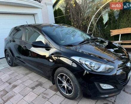 Черный Хендай i30, объемом двигателя 1.4 л и пробегом 160 тыс. км за 8500 $, фото 1 на Automoto.ua
