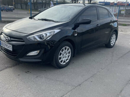 Чорний Хендай i30, об'ємом двигуна 1.4 л та пробігом 190 тис. км за 8300 $, фото 1 на Automoto.ua