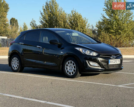 Чорний Хендай i30, об'ємом двигуна 1.59 л та пробігом 187 тис. км за 9200 $, фото 1 на Automoto.ua