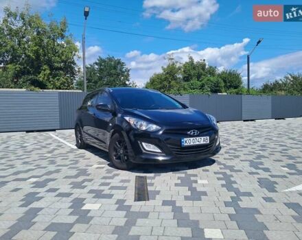 Черный Хендай i30, объемом двигателя 1.6 л и пробегом 129 тыс. км за 9990 $, фото 1 на Automoto.ua