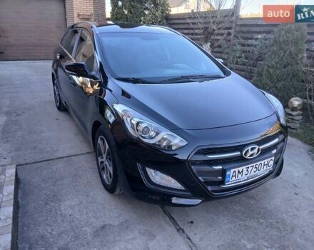 Черный Хендай i30, объемом двигателя 1.58 л и пробегом 295 тыс. км за 9900 $, фото 1 на Automoto.ua