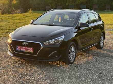 Черный Хендай i30, объемом двигателя 1.59 л и пробегом 227 тыс. км за 12500 $, фото 1 на Automoto.ua