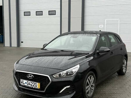 Черный Хендай i30, объемом двигателя 1.35 л и пробегом 177 тыс. км за 13300 $, фото 1 на Automoto.ua