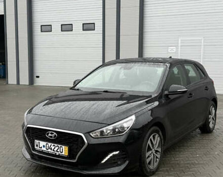 Чорний Хендай i30, об'ємом двигуна 1.35 л та пробігом 177 тис. км за 13300 $, фото 1 на Automoto.ua