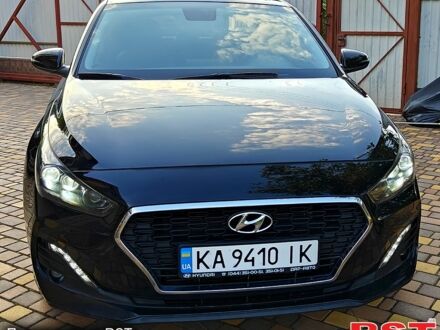 Черный Хендай i30, объемом двигателя 1.4 л и пробегом 97 тыс. км за 14500 $, фото 1 на Automoto.ua