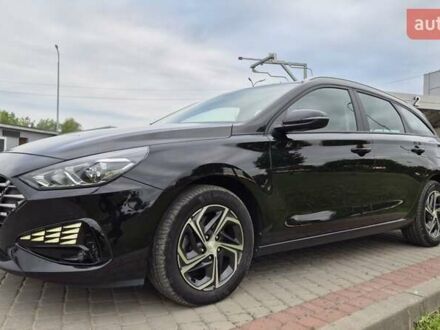 Хендай i30 2021 в Самборе на Automoto.ua Черный Хендай i30, объемом двигателя 1.6 л и пробегом 197 тыс. км за 15650 $, фото 1 на Automoto.ua