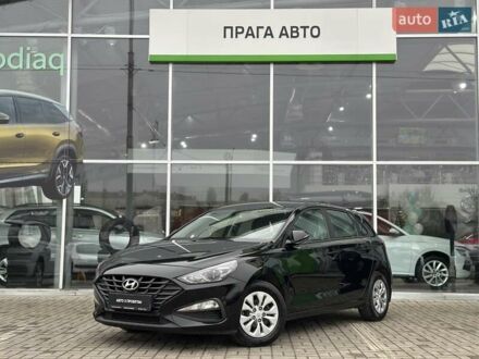 Черный Хендай i30, объемом двигателя 1.5 л и пробегом 50 тыс. км за 16900 $, фото 1 на Automoto.ua