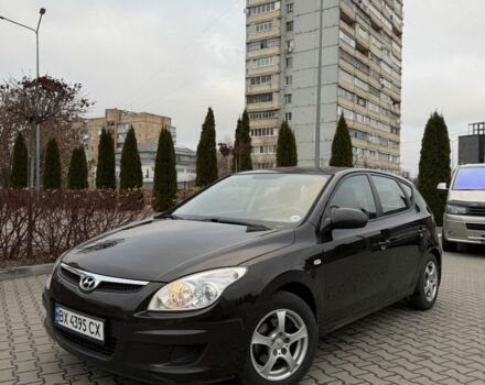 Фиолетовый Хендай i30, объемом двигателя 1.4 л и пробегом 180 тыс. км за 4650 $, фото 1 на Automoto.ua