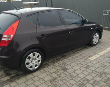 Коричневый Хендай i30, объемом двигателя 1.4 л и пробегом 262 тыс. км за 5500 $, фото 11 на Automoto.ua