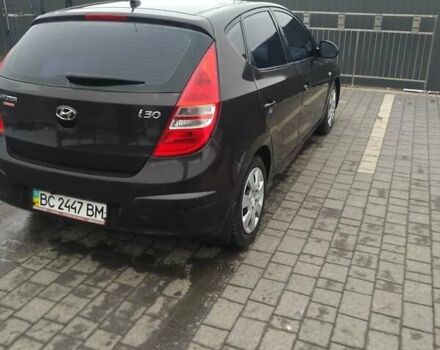 Коричневый Хендай i30, объемом двигателя 1.4 л и пробегом 262 тыс. км за 5500 $, фото 3 на Automoto.ua