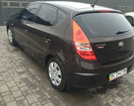 Коричневый Хендай i30, объемом двигателя 1.4 л и пробегом 262 тыс. км за 5500 $, фото 4 на Automoto.ua