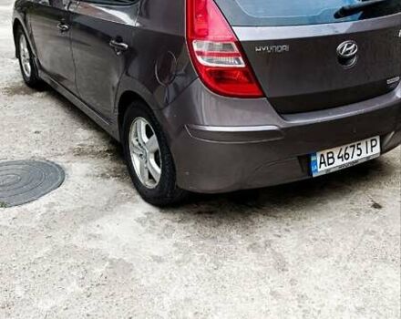 Коричневый Хендай i30, объемом двигателя 1.58 л и пробегом 255 тыс. км за 6500 $, фото 7 на Automoto.ua
