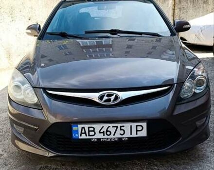 Коричневый Хендай i30, объемом двигателя 1.58 л и пробегом 255 тыс. км за 6500 $, фото 5 на Automoto.ua