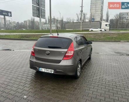 Коричневый Хендай i30, объемом двигателя 1.4 л и пробегом 245 тыс. км за 6100 $, фото 9 на Automoto.ua