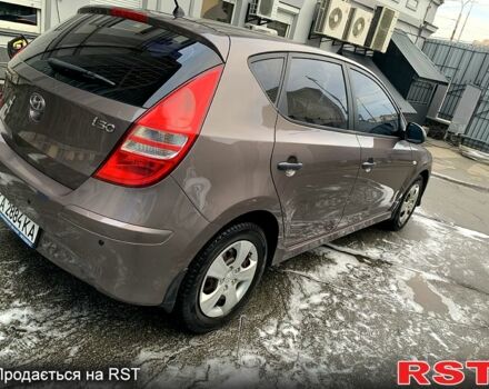 Коричневий Хендай i30, об'ємом двигуна 1.6 л та пробігом 137 тис. км за 7200 $, фото 1 на Automoto.ua