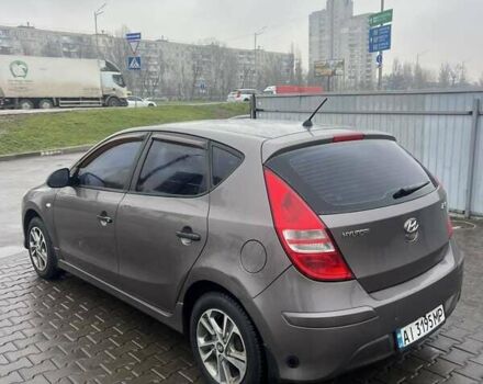 Коричневый Хендай i30, объемом двигателя 1.4 л и пробегом 245 тыс. км за 6100 $, фото 4 на Automoto.ua