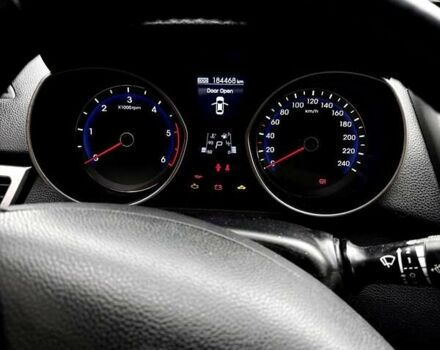 Коричневий Хендай i30, об'ємом двигуна 1.58 л та пробігом 184 тис. км за 9500 $, фото 37 на Automoto.ua