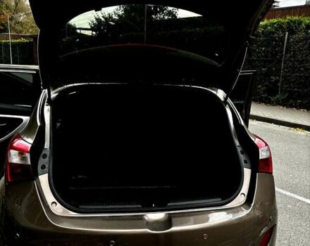 Коричневий Хендай i30, об'ємом двигуна 1.58 л та пробігом 184 тис. км за 9500 $, фото 39 на Automoto.ua
