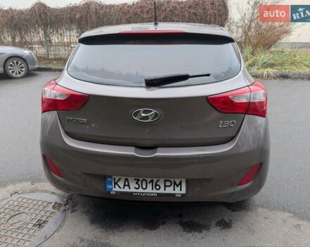 Коричневый Хендай i30, объемом двигателя 1.4 л и пробегом 293 тыс. км за 6600 $, фото 5 на Automoto.ua