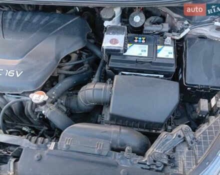 Хендай i30 2012 в Носовке на Automoto.ua Коричневый Хендай i30, объемом двигателя 1.6 л и пробегом 67 тыс. км за 12500 $, фото 3 на Automoto.ua