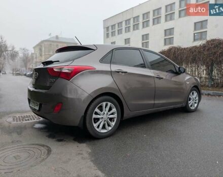 Коричневый Хендай i30, объемом двигателя 1.4 л и пробегом 293 тыс. км за 6600 $, фото 7 на Automoto.ua
