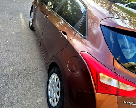 Коричневый Хендай i30, объемом двигателя 1.4 л и пробегом 148 тыс. км за 10500 $, фото 4 на Automoto.ua