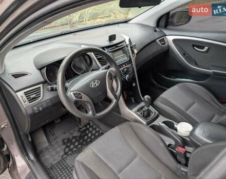 Коричневый Хендай i30, объемом двигателя 1.4 л и пробегом 293 тыс. км за 6600 $, фото 13 на Automoto.ua